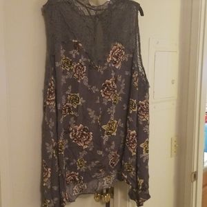 Torrid sleeveless blouse